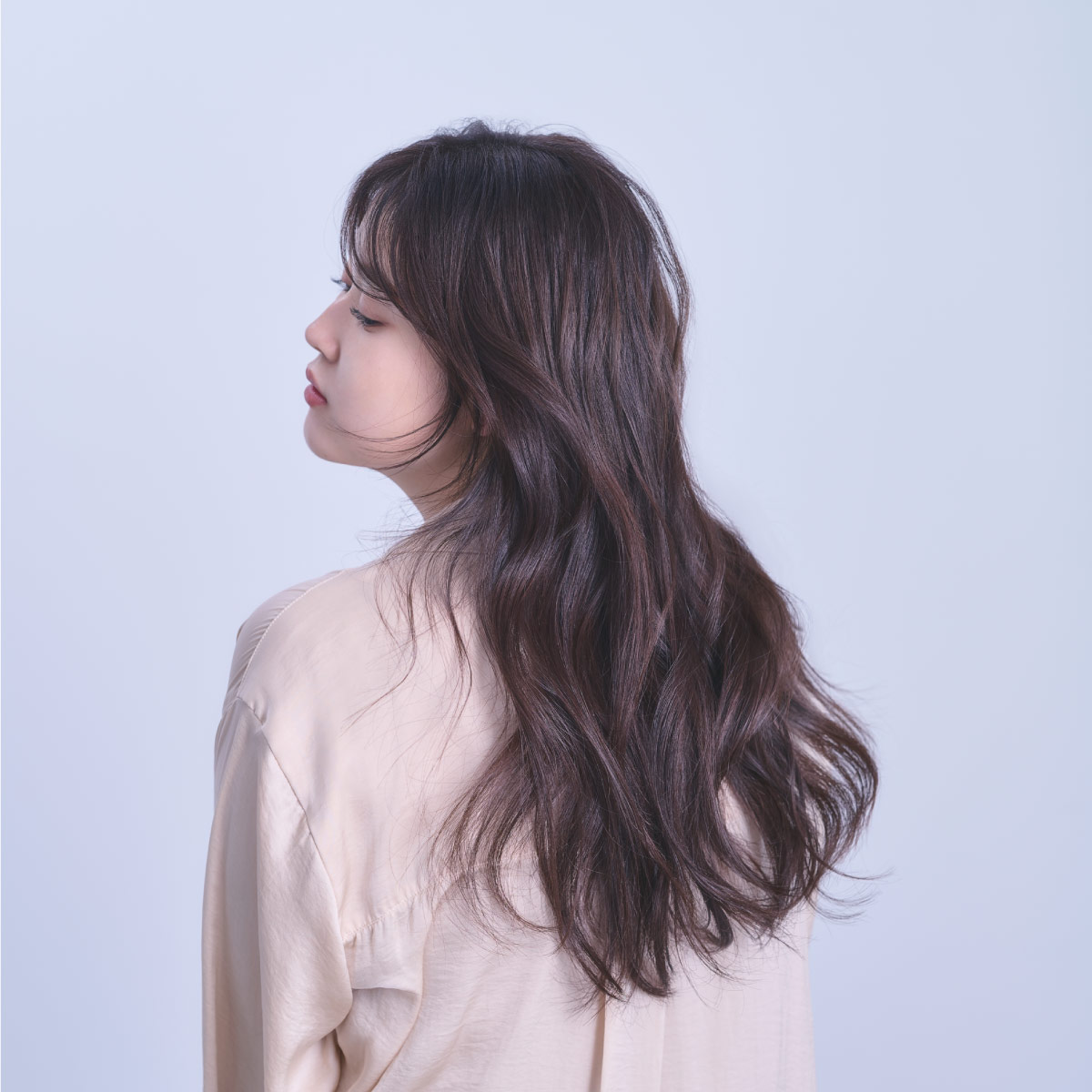 髪に優しくフィットするプレート